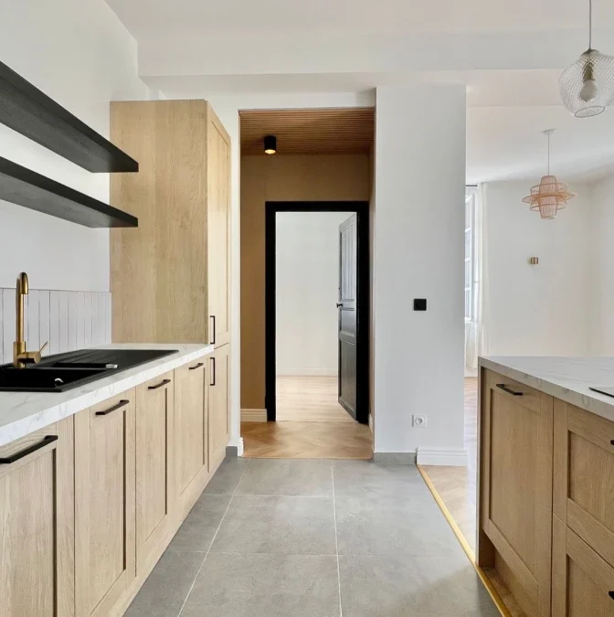 Rénovation intérieure à Dijon : Maison FAR, votre artisan touscorps d&rsquo;état